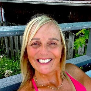 Meet your Posher, Theresa